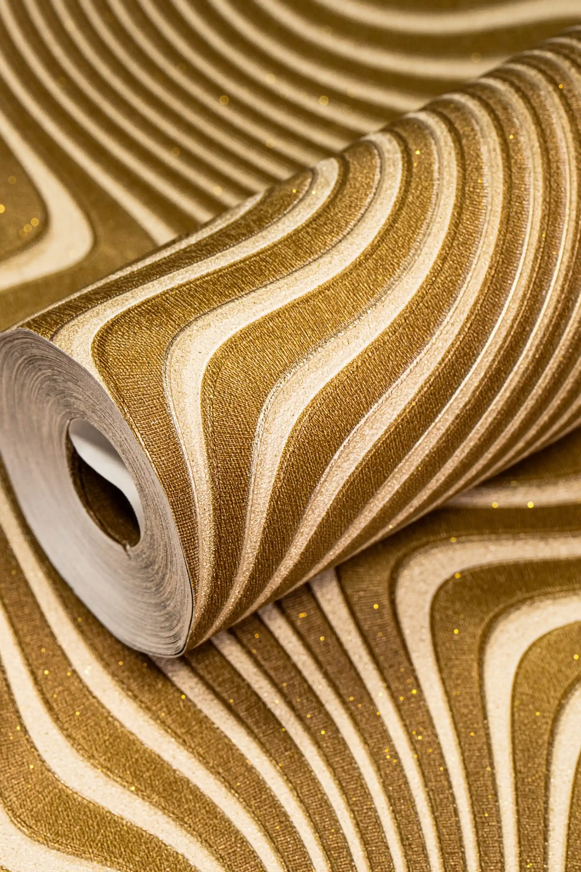 3D gold wavy lines illusion wallpaper roll showing flowing curves with golden shimmer and glitter accents