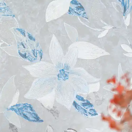 White Floral Wallpaper