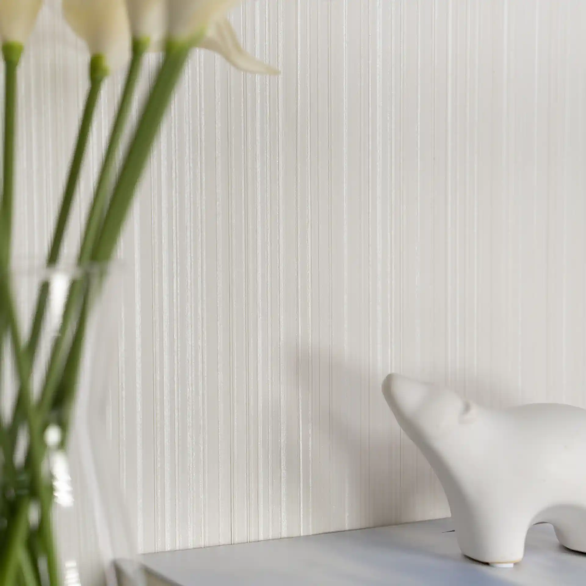 White Wallpaper For Bedroom Walls wallpaper